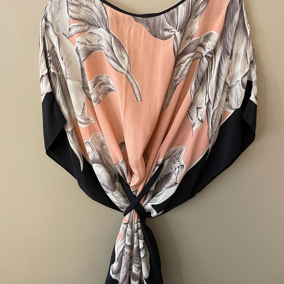 Silk Floral Print Tunic Top - Picture 5 of 7